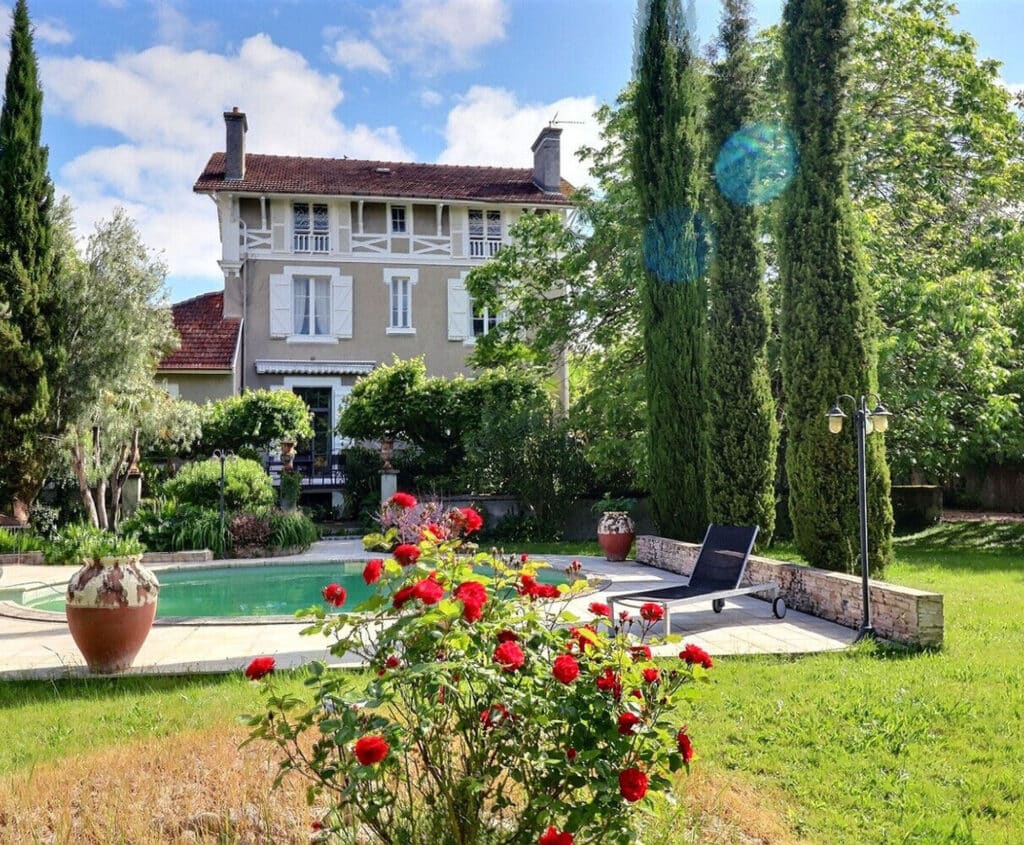 Biens de prestiges à Pau - Découvrez la sélection de l'agence